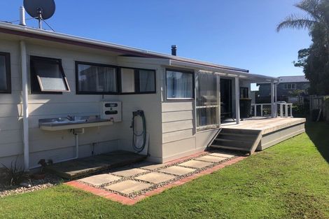 Photo of property in 3 Adela Stewart Drive, Athenree, Katikati, 3177