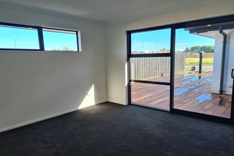Photo of property in 25 Malaga Crescent, Harewood, Christchurch, 8051