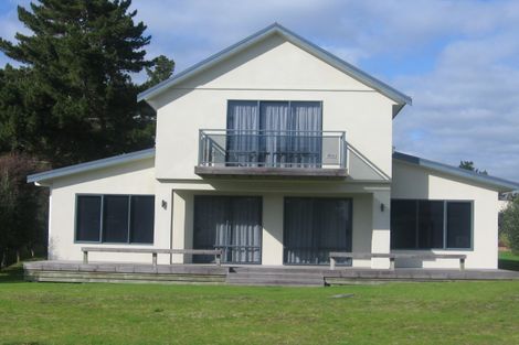 Photo of property in 239 Kenwood Drive, Matarangi, Whitianga, 3592