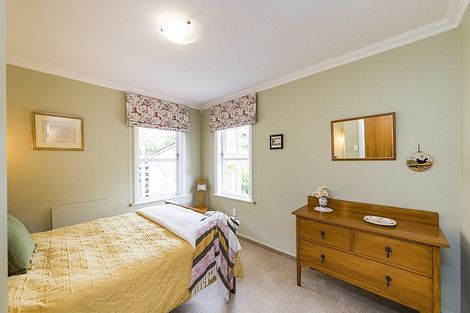 Photo of property in 26 Saint Albans Avenue, Hokowhitu, Palmerston North, 4410