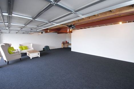 Photo of property in 4 Hollyhock Place, Browns Bay, Auckland, 0630