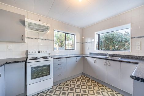 Photo of property in 2/1006 High Street, Avalon, Lower Hutt, 5011