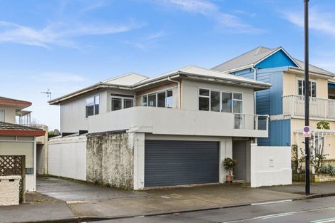 Photo of property in 473 Marine Parade, Napier South, Napier, 4110