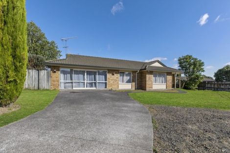 Photo of property in 25 Rosemead Place, Randwick Park, Auckland, 2105