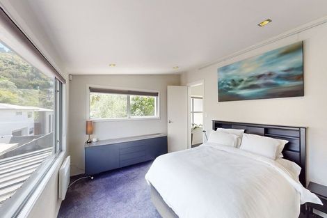 Photo of property in 94b Khandallah Road, Khandallah, Wellington, 6035