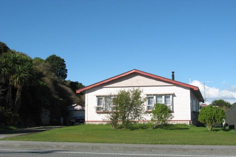 Photo of property in 200 Fitzherbert Street, Hokitika, 7810