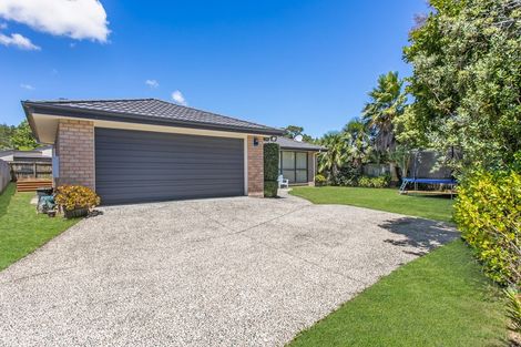Photo of property in 8 Eastside Drive, Pukekohe, 2120