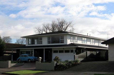 Photo of property in 16 Aintree Crescent, Awapuni, Palmerston North, 4412