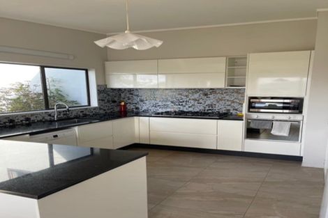 Photo of property in 5 Kate Way, Karori, Wellington, 6012