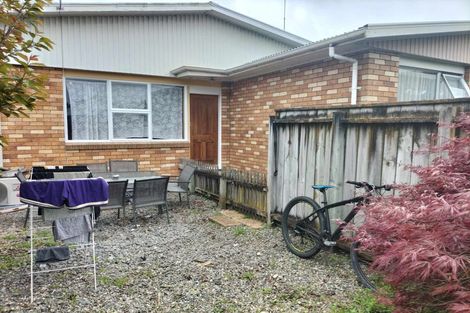 Photo of property in 2/84 Linton Street, West End, Palmerston North, 4410
