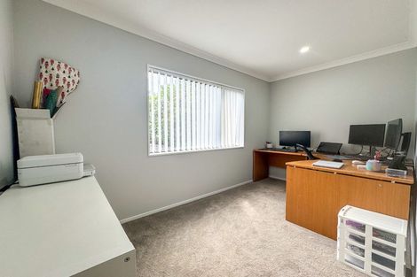 Photo of property in 9c Sari Place, Massey, Auckland, 0614