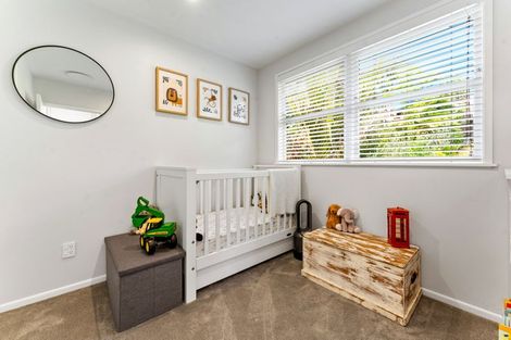 Photo of property in 2/19 Bishopgate Street, Birkdale, Auckland, 0626