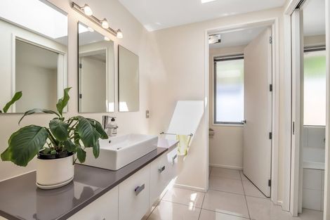 Photo of property in 18 Ravensdale Rise, Westmorland, Christchurch, 8025