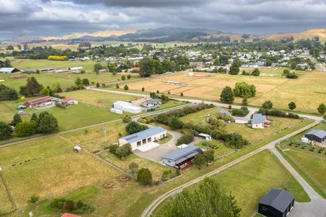 Photo of property in 2a Symmans Lane, Otane, 4277