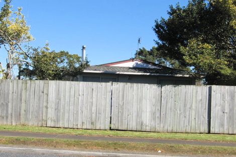 Photo of property in 2 Ranger Place, Wattle Downs, Auckland, 2103