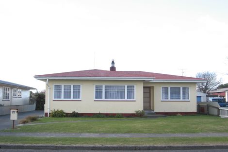 Photo of property in 32 Hillary Crescent, Maraenui, Napier, 4110