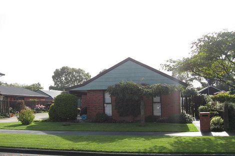 Photo of property in 6 Tyndale Place, Ilam, Christchurch, 8041