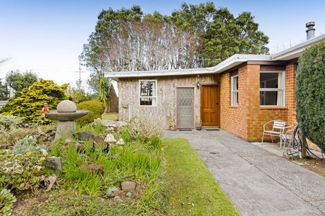 Photo of property in 15 Kahui Road, Rahotu, Opunake, 4684