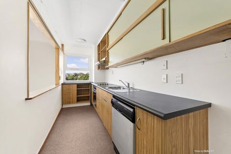 Photo of property in 4/24 Patanga Crescent, Thorndon, Wellington, 6011