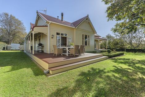 Photo of property in 137 Egmont Road, Hillsborough, New Plymouth, 4372