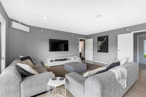 Photo of property in 10 Amokura Crescent, Flagstaff, Hamilton, 3210