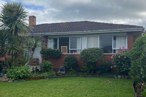 Photo of property in 2 Rutland Place, Milson, Palmerston North, 4414