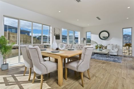 Photo of property in 66 Taikura Avenue, Red Beach, 0932