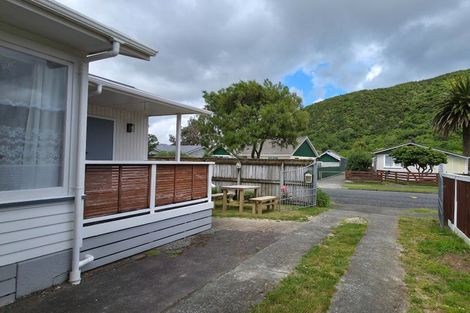 Photo of property in 22 Parenga Street, Wainuiomata, Lower Hutt, 5014