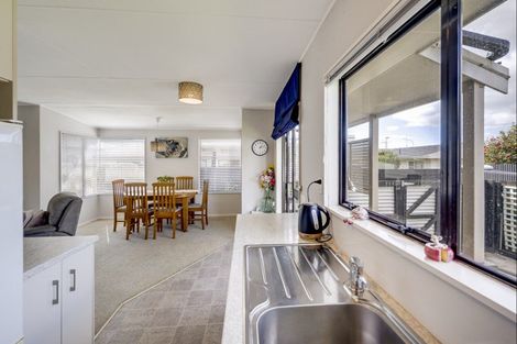 Photo of property in 2/22 Church Road, Taradale, Napier, 4112