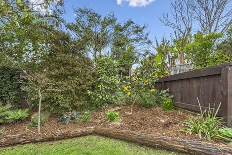 Photo of property in 10 Marine Parade, Raglan, 3225