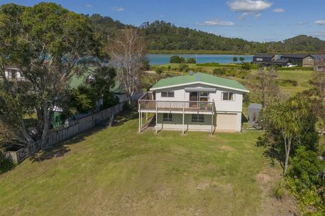 Photo of property in 63 Oyster Drive, Cooks Beach, Whitianga, 3591