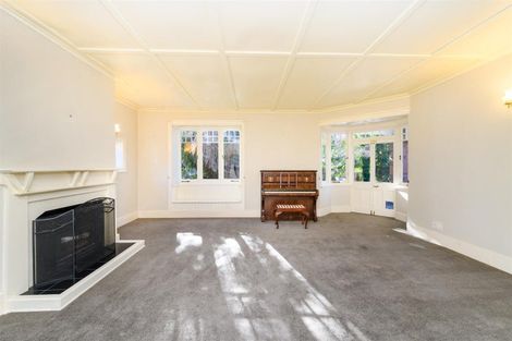 Photo of property in 18 Skerman Street, Marton, 4710