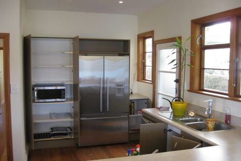 Photo of property in 93 Maupuia Road, Maupuia, Wellington, 6022