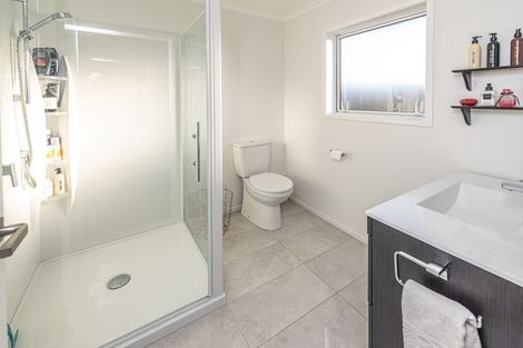 Photo of property in 16 Magnolia Crescent, Tawhero, Whanganui, 4501