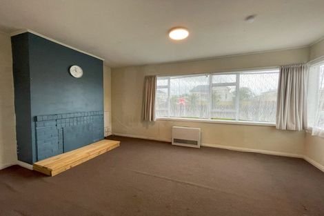 Photo of property in 22 Cornwall Street, Eltham, 4322