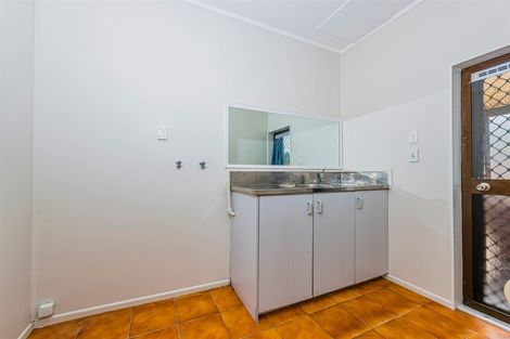 Photo of property in 15 Clearview Heights, Ranui, Auckland, 0612