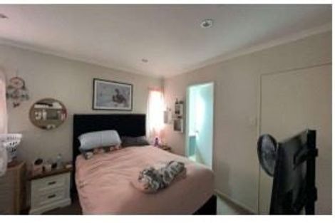 Photo of property in 1/728 Beach Road, Browns Bay, Auckland, 0630