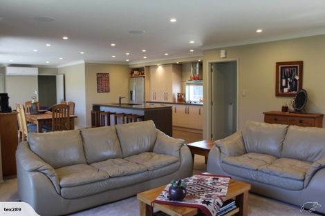 Photo of property in 41 Sunline Place, Ngongotaha, Rotorua, 3010