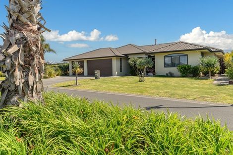 Photo of property in 6 Portofina Court, Papamoa Beach, Papamoa, 3118