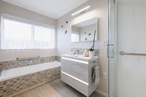 Photo of property in 62a Oxford Street, Te Puke, 3119