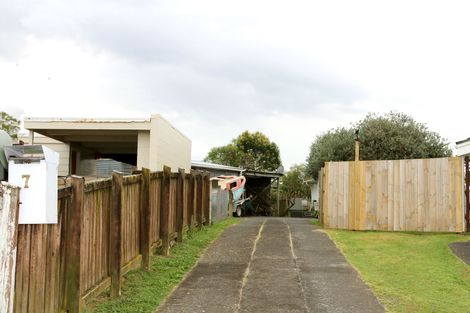 Photo of property in 7 Foster Place, Mangere East, Auckland, 2024