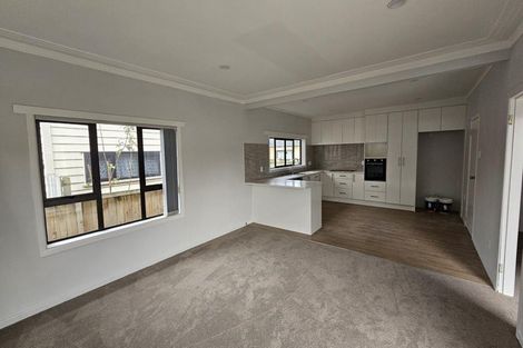 Photo of property in 4 Plunket Avenue, Papatoetoe, Auckland, 2104