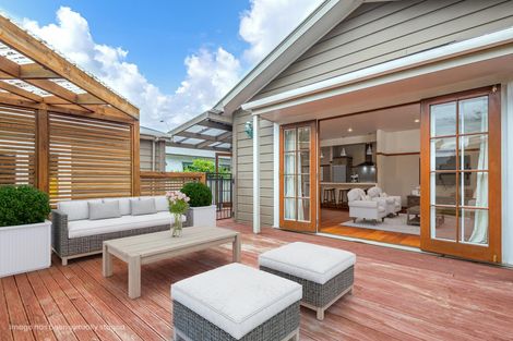 Photo of property in 46 Linton Street, West End, Palmerston North, 4410