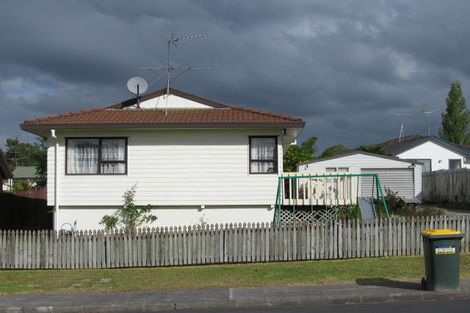 Photo of property in 94 Harmel Road, Glendene, Auckland, 0602