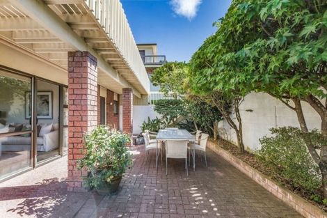 Photo of property in 2/33 Parr Terrace, Castor Bay, Auckland, 0620