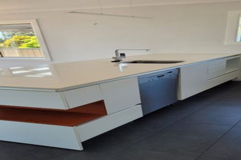 Photo of property in 53 Calvert Road, Lynmouth, New Plymouth, 4310