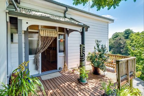 Photo of property in 7 Fitzroy Road, Bluff Hill, Napier, 4110