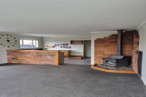 Photo of property in 22 Amberley Beach Road, Amberley, 7410