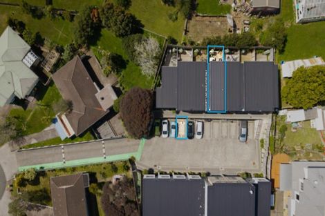 Photo of property in 4/6 South Pacific Place, Henderson, Auckland, 0612