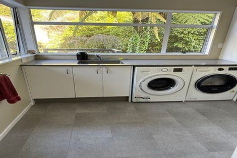 Photo of property in 1a Tui Crescent, Waikanae, 5036